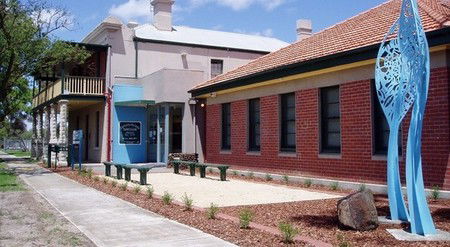 Caroline Springs VIC Gold Coast Attractions