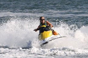 Extreme Jet Ski Hire - Gold Coast Attractions 0