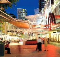 Queen Street Mall - Gold Coast Attractions
