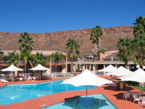 Lasseters Hotel Alice Springs - Gold Coast Attractions 1