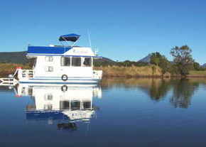 Tweed River House Boats - Gold Coast Attractions 3