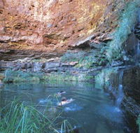 Dales Gorge and Circular Pool - Gold Coast Attractions