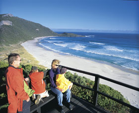 Conspicuous Beach - Gold Coast Attractions 0