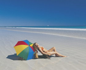 Cable Beach - Gold Coast Attractions 0