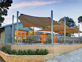 Partalunga Vineyard - Gold Coast Attractions 0