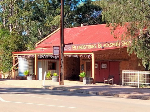 Bluey Blundstones Heritage Accommodation - Gold Coast Attractions 2