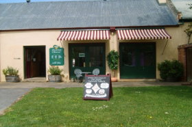 Richmond Tasting House - Gold Coast Attractions 0