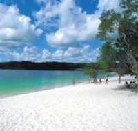 Lake McKenzie - Gold Coast Attractions