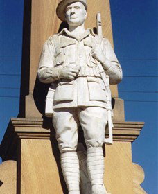 Beaudesert War Memorial - Gold Coast Attractions 0
