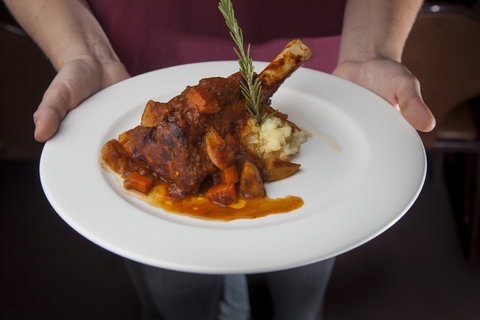 The Overlanders Steakhouse - Gold Coast Attractions 0