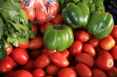 Burleigh Heads Markets - Gold Coast Attractions 0