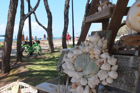 Broadbeach Beachfront Markets - Gold Coast Attractions 3