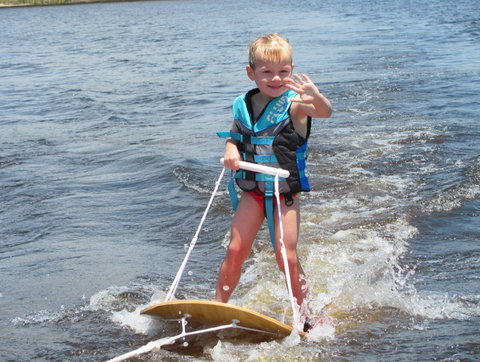 Oz Ski Resort - Gold Coast Attractions 1