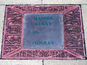 Achievers Walk - Gold Coast Attractions 0