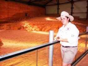 Dinosaurs And Opals Four Wheel Drive Track - Gold Coast Attractions 0