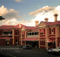 Historic Walk Through Mort Estate - Gold Coast Attractions