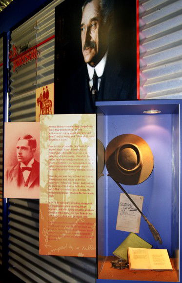 Waltzing Matilda Centre - Gold Coast Attractions 9