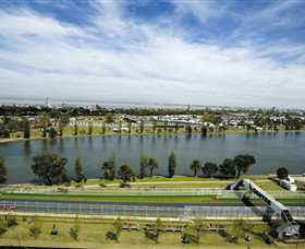 Albert Park - Gold Coast Attractions 0