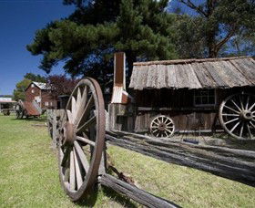 Old Gippstown - Gold Coast Attractions 0