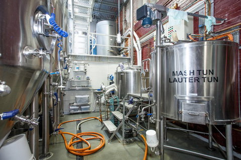 Holgate Brewhouse At Keatings Hotel - Gold Coast Attractions 1