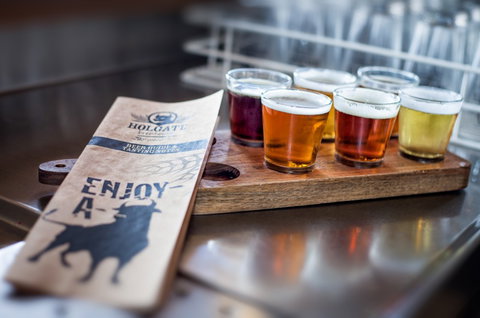 Holgate Brewhouse At Keatings Hotel - Gold Coast Attractions 2