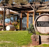 Saint Regis Winery Food  Wine Bar - Gold Coast Attractions