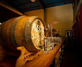 Hickinbotham Of Dromana - Gold Coast Attractions 0