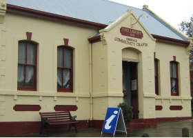 Drysdale Community Craft Shop - Gold Coast Attractions 0
