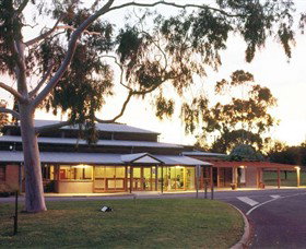 Swan Hill Regional Art Gallery - Gold Coast Attractions 0
