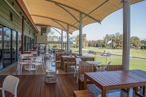 Club Catalina - Gold Coast Attractions 3