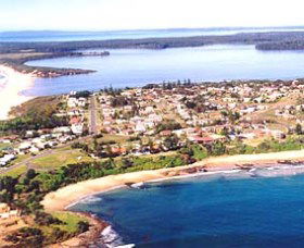 Oceans Mirror Gifts - Gold Coast Attractions 0