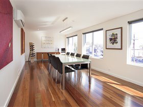 Tidswell Wines Cellar Door - Gold Coast Attractions 3