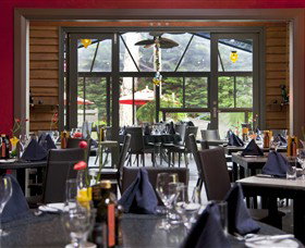 Oakdene Vineyards Restaurant And Cellar Door - Gold Coast Attractions 2