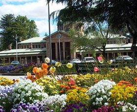 Bathurst Court House - Gold Coast Attractions 0