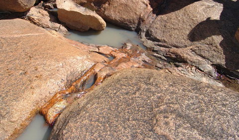 Stonewoman Aboriginal Area - Gold Coast Attractions 0