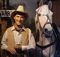 Big Golden Guitar Tourist Centre - Gold Coast Attractions