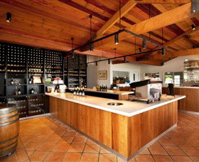 Paringa Estate Winery And Restaurant - Gold Coast Attractions 2