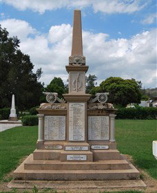 Boer War Memorial And Park, Allora - Gold Coast Attractions 0
