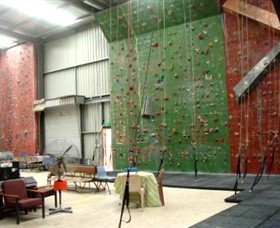Canberra Indoor Rock Climbing - Gold Coast Attractions 1