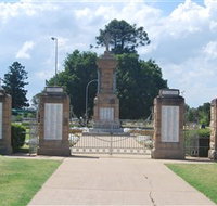 Warwick War Memorial and Gates - Gold Coast Attractions