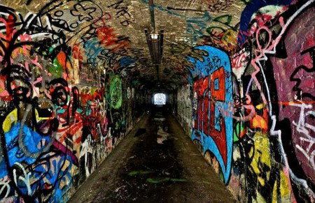 Charles Hewitt Gallery - Gold Coast Attractions 0