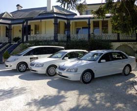 Highlands Chauffeured Hire Cars Tours - Gold Coast Attractions 0