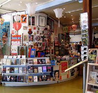 Ariel Books - Gold Coast Attractions