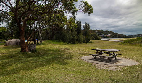 Bonnie Vale Picnic Area - Gold Coast Attractions 0