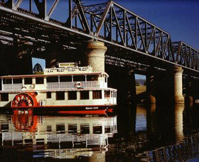 Nepean Belle Paddlewheeler - Gold Coast Attractions 7