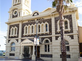 Bay Discovery Centre Museum - Gold Coast Attractions 0