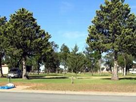 Loxton Motorhome Reserve - Gold Coast Attractions 0
