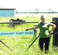 Morven Rabbit Board Gate - Gold Coast Attractions