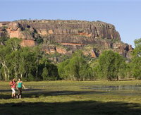 Sandstone and River Bushwalk