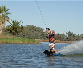 Gum Bend Lake - Gold Coast Attractions 8